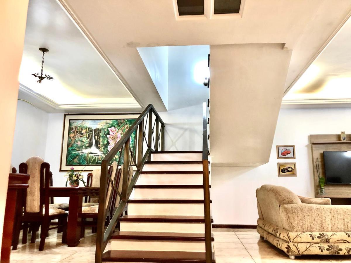 فيلا فوز دو إيغواسوفي Casa Com Piscina Proximo Atrativos/ Wifi/ Garagem المظهر الخارجي الصورة