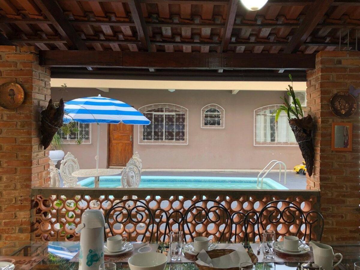 فيلا فوز دو إيغواسوفي Casa Com Piscina Proximo Atrativos/ Wifi/ Garagem المظهر الخارجي الصورة
