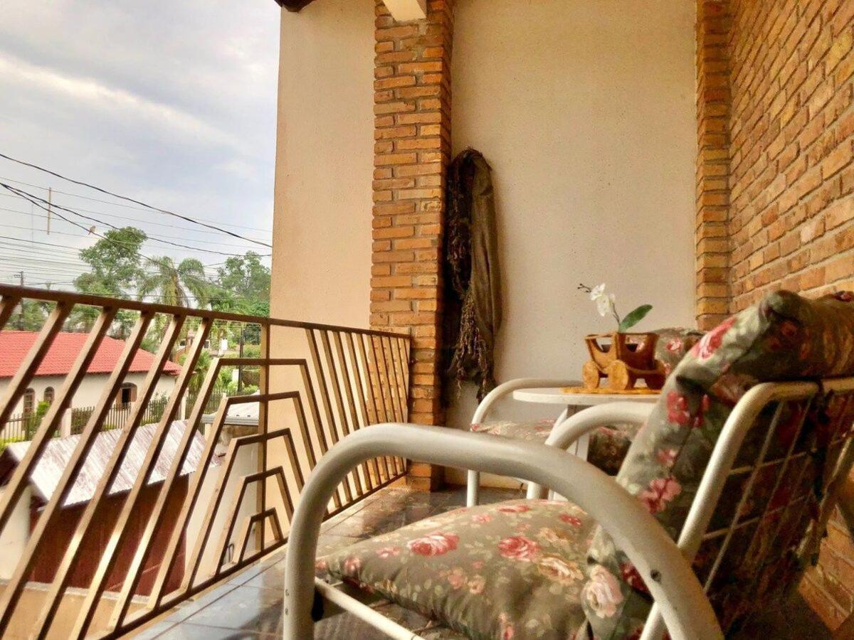 فيلا فوز دو إيغواسوفي Casa Com Piscina Proximo Atrativos/ Wifi/ Garagem المظهر الخارجي الصورة