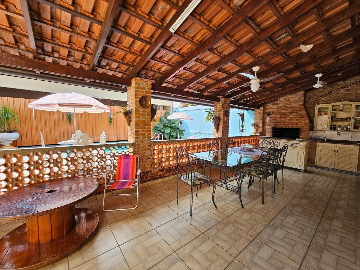 فيلا فوز دو إيغواسوفي Casa Com Piscina Proximo Atrativos/ Wifi/ Garagem المظهر الخارجي الصورة